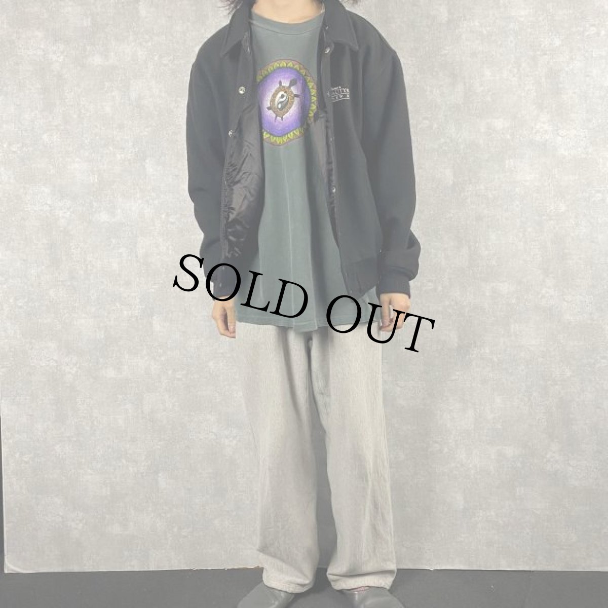 画像2: Disney USA製 美女と野獣 刺繍入りウールスタジャン XL (2)