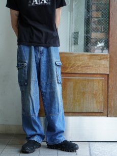 画像1: no boundaries デニムカーゴパンツ W35 (1)