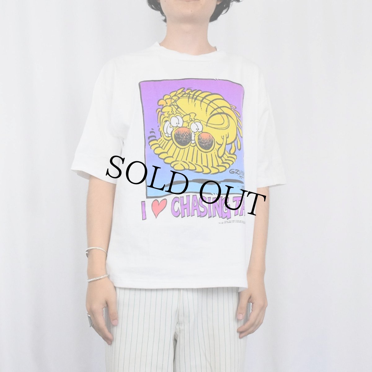 画像2: 90's GRIMMY USA製 "I? CHASING TAIL" イラストプリントTシャツ XL (2)