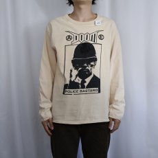画像2: DOOM "Police Bastard" ハードコア バンドプリントロンT (2)