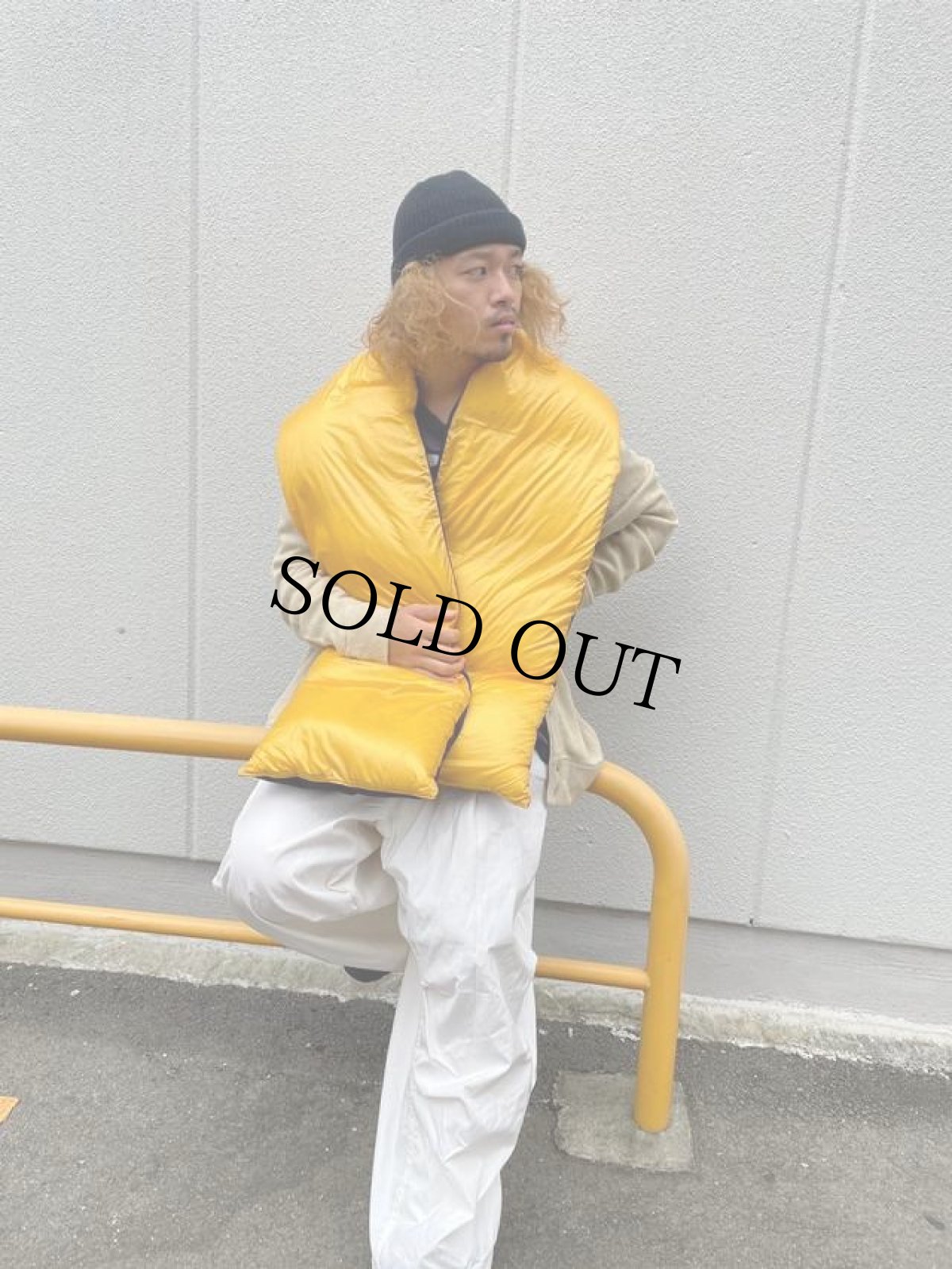 画像4: 【SALE】  2021AW COMFY OUTDOOR GARMENT "DOWN MUFFLER" BLACK (4)