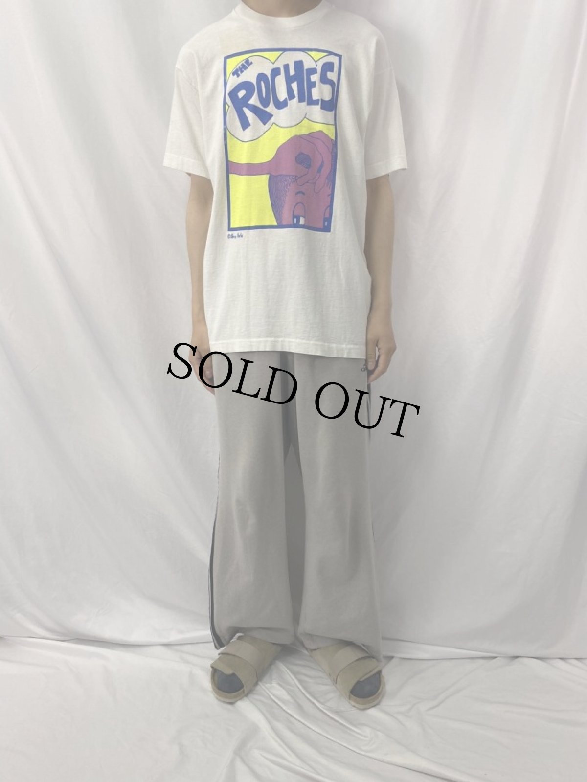 画像2: 90's "THE ROCHES" イラストプリントTシャツ  L (2)