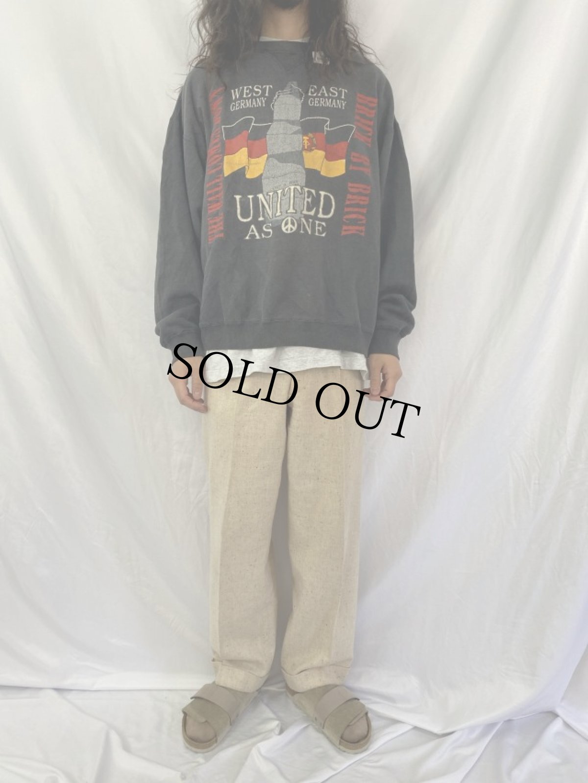 画像2: "THE WALL IS DOWN ベルリンの壁崩壊" 前V プリントスウェット XL (2)