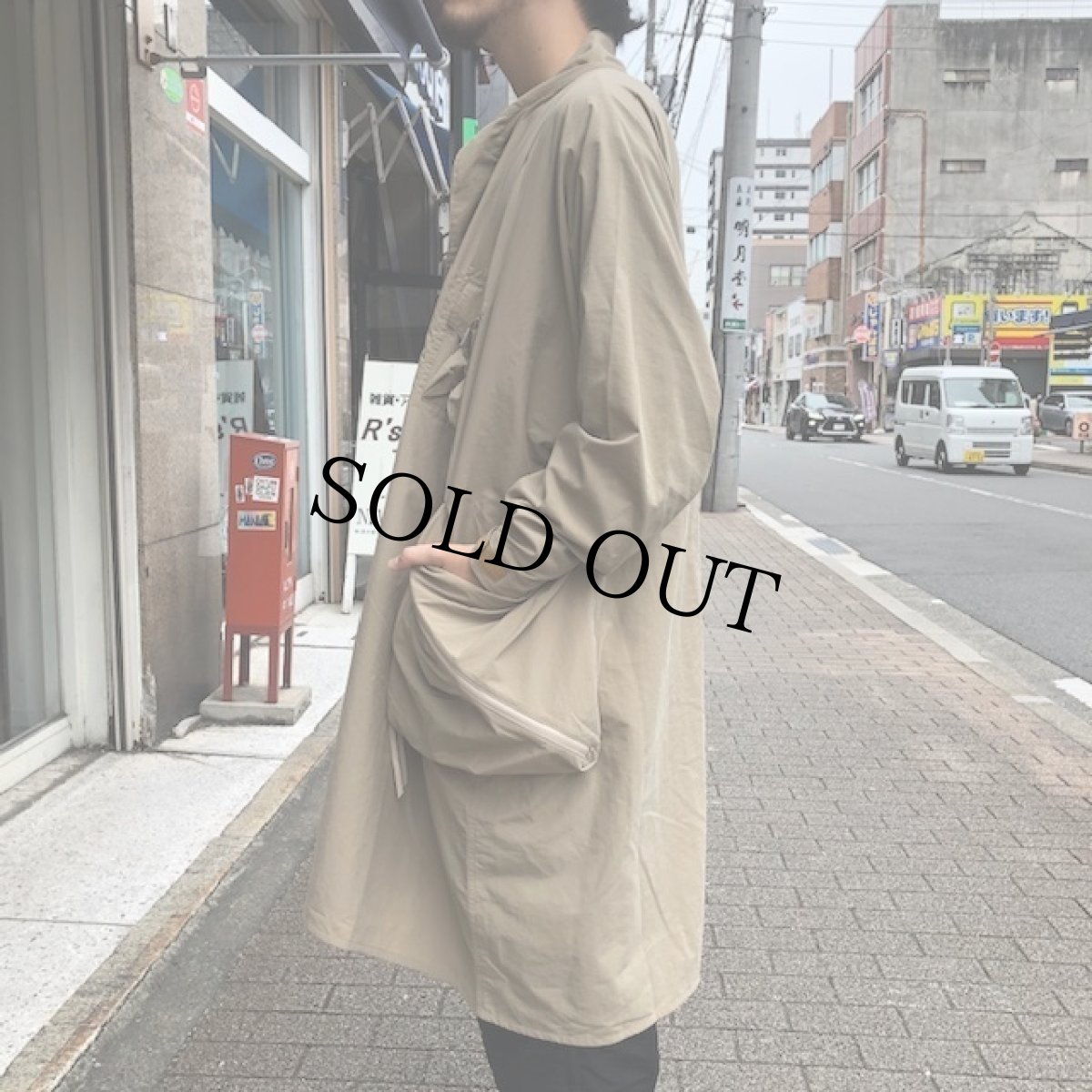 画像5: COMFY OUTDOOR GARMENT "RAIN FALLS PONCHO" BEIGE 【M】 (5)