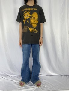 画像2: 90's MALCOLM X USA製 "BY ANY MEANS NECESSARY" 名言プリントTシャツ XL (2)