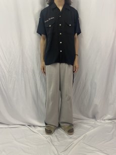 画像2: 60's Service Bowling Shirt チェーン刺繍 レーヨンボーリングシャツ 15-15 1/2 (2)