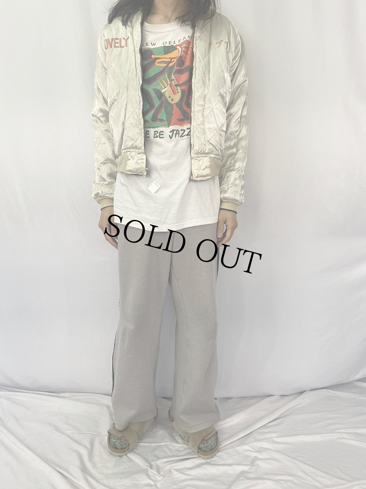 画像8: 50's "S.M.U. MUSTANGS ラブリー" 黒別珍×ホワイトサテン スカジャン (8)