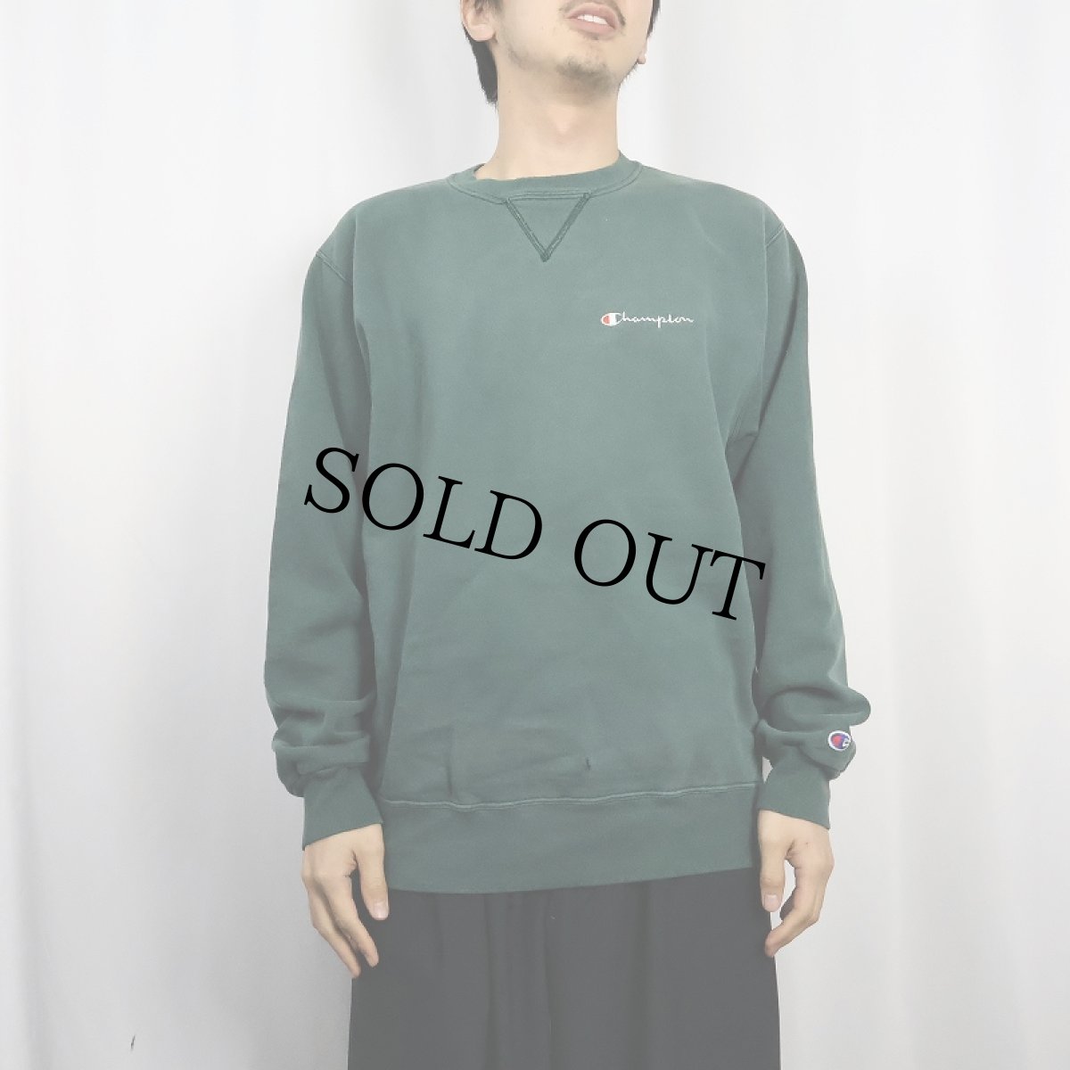画像2: 90's Champion USA製 前Vロゴプリントスウェット L (2)