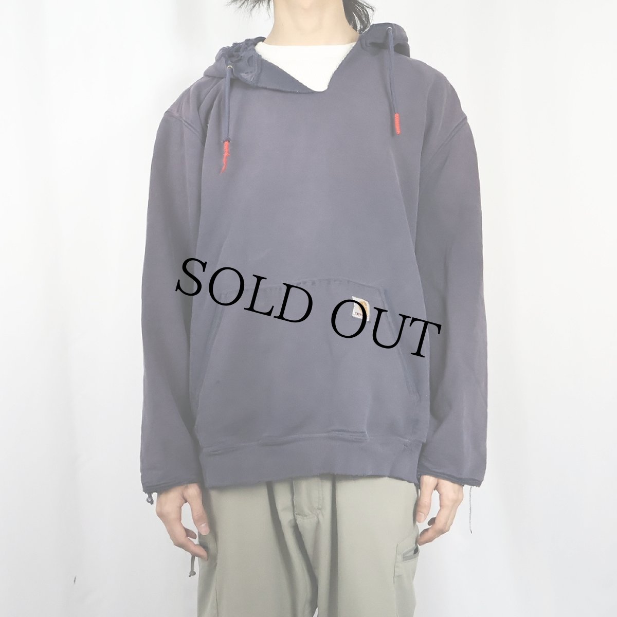 画像2: Carhartt フェードスウェットフーディー XL (2)