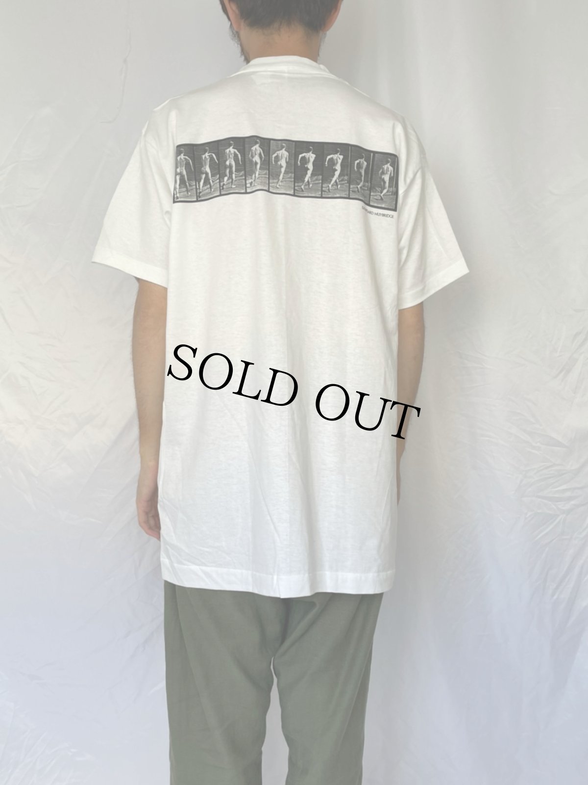 画像4: 90's EADWEARD MUYBRIDGE USA製 "THE HUMAN FIGURE IN MOTION" アートプリントTシャツ XL (4)