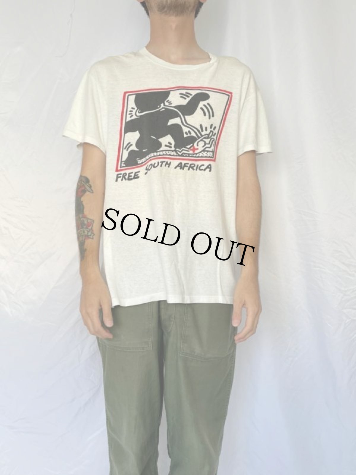 画像2: 80's Keith Haring USA製 "FREE SOUTH AFRICA" アートプリントTシャツ L (2)