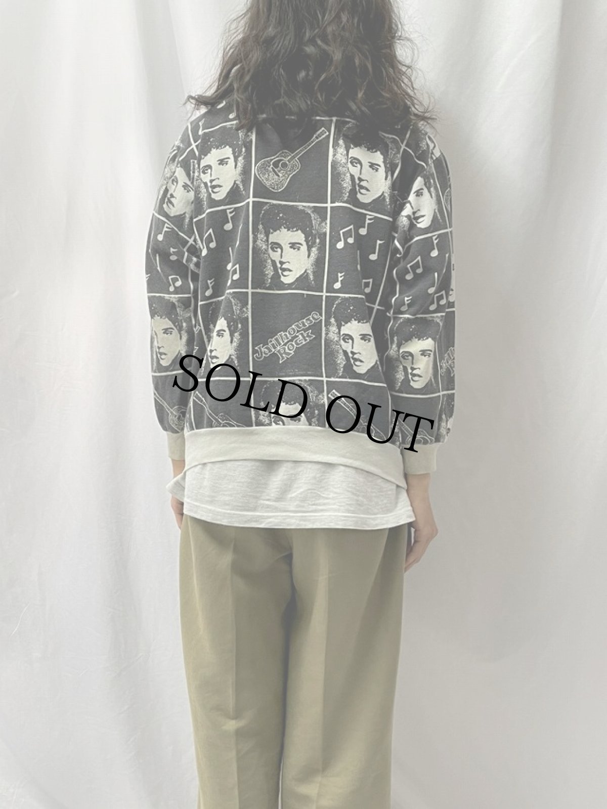 画像4: 80’s USA製 Elvis Presley "Jailhouse Rock" 総柄プリントスウェット (4)