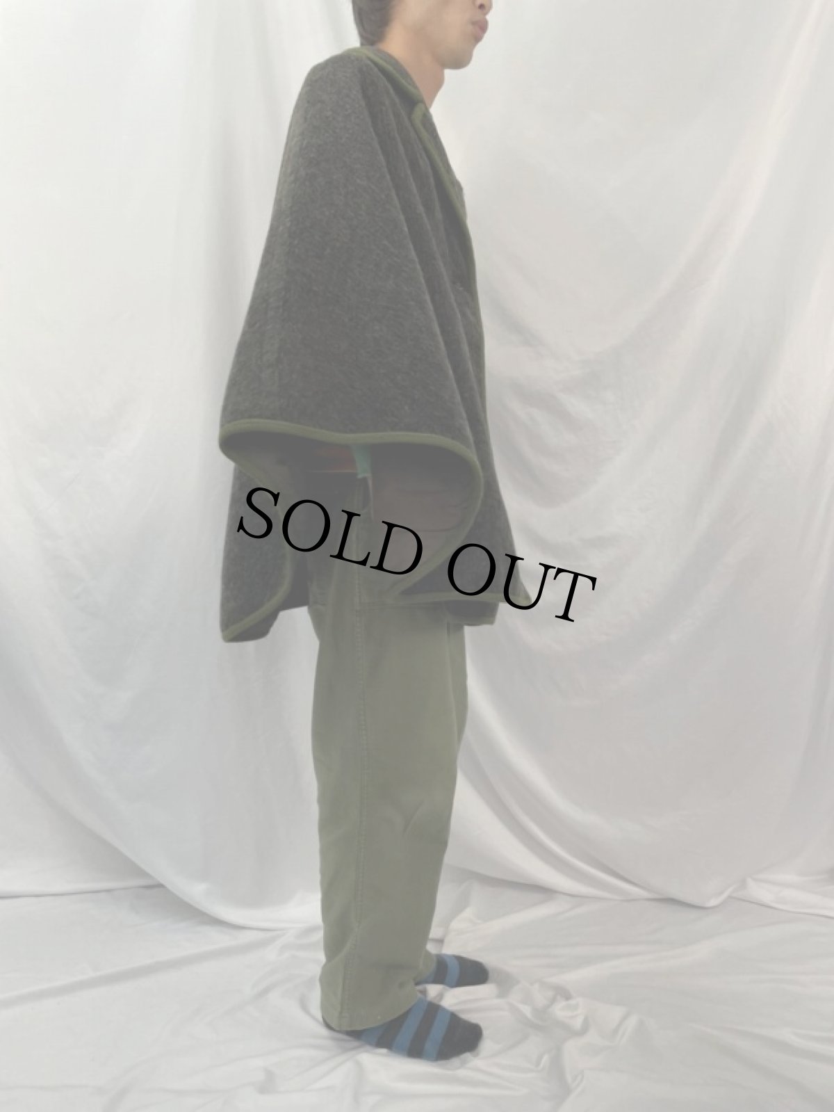 画像3: ウールメルトンポンチョ 8 (3)