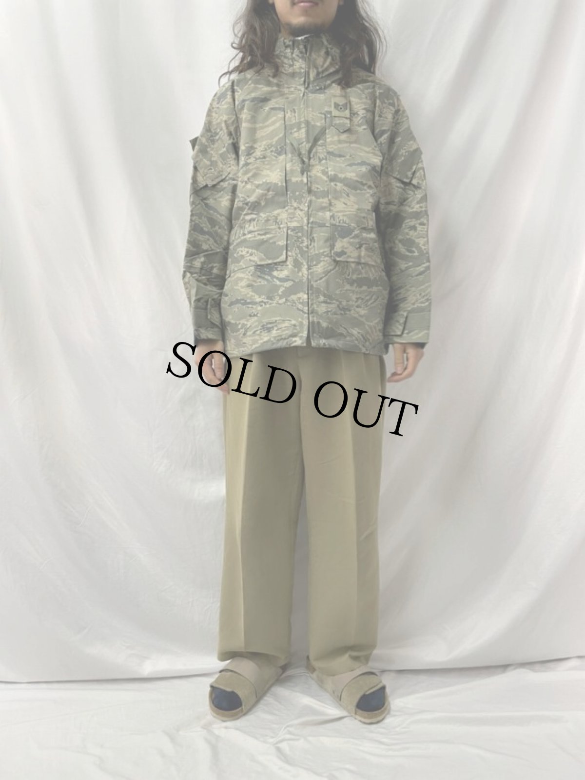 画像2: 2000's USAF タイガー ストライプカモ GEN3 GORE-TEXパーカー MEDIUM-SHORT (2)