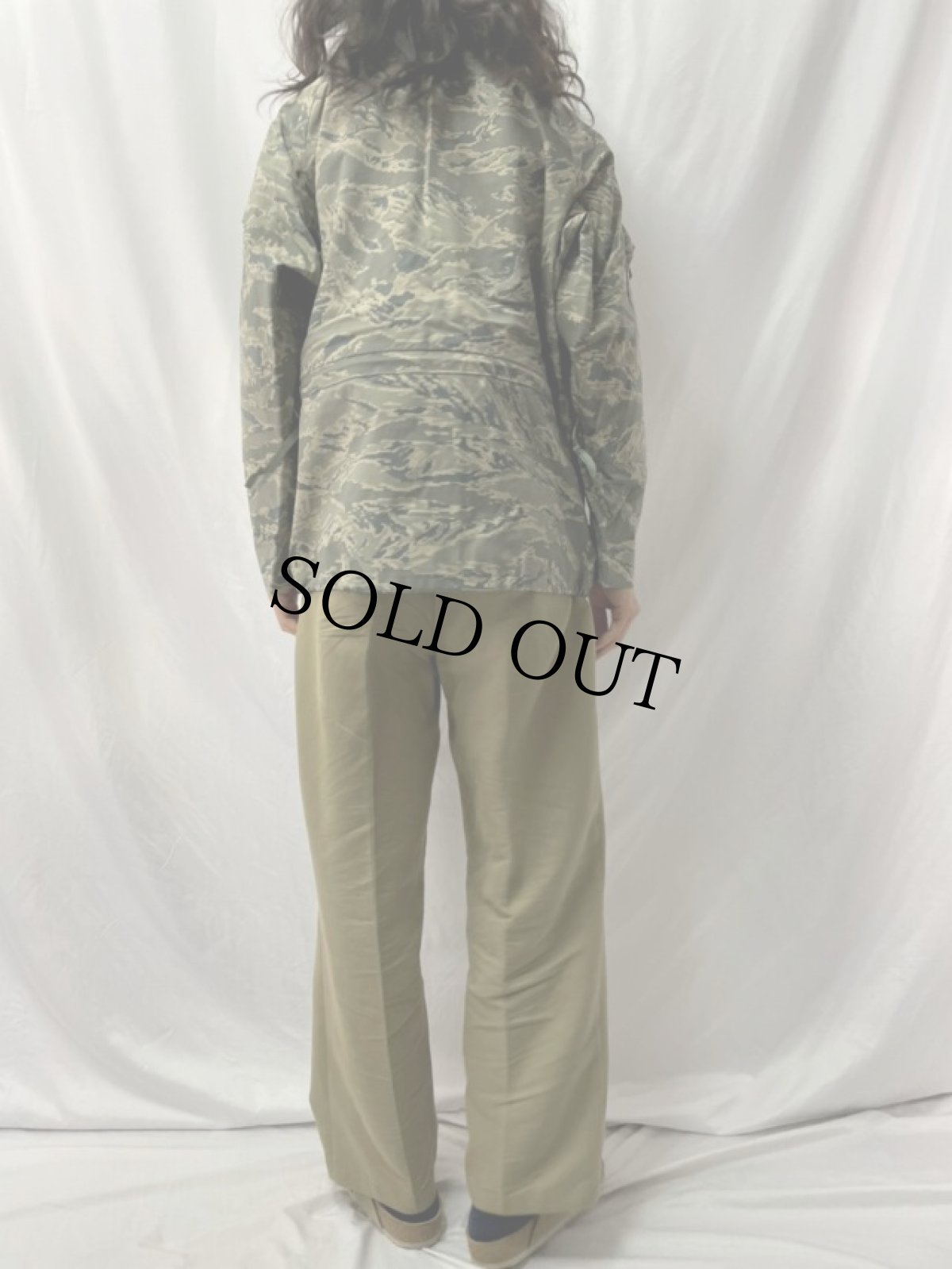 画像4: 2000's USAF タイガー ストライプカモ GEN3 GORE-TEXパーカー MEDIUM-SHORT (4)