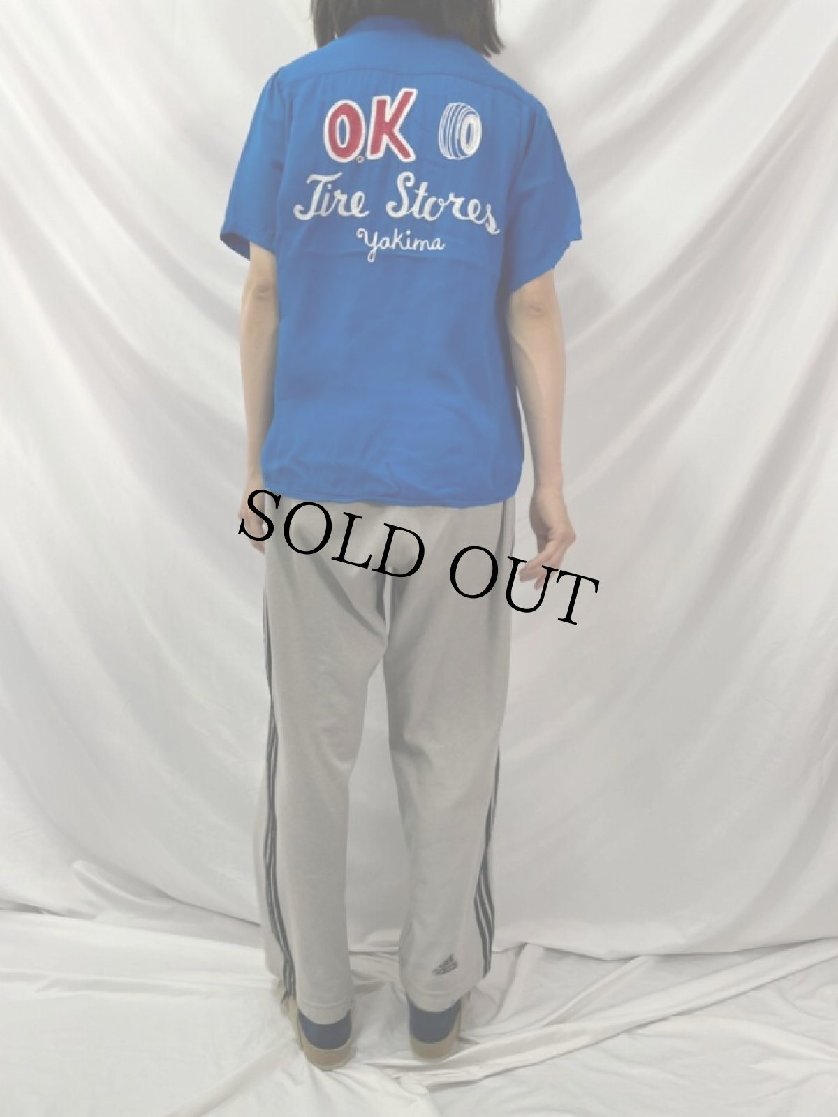 画像4: 60's King Louie "O.K Tire Stores" チェーン刺繍 レーヨンボーリングシャツ M (4)