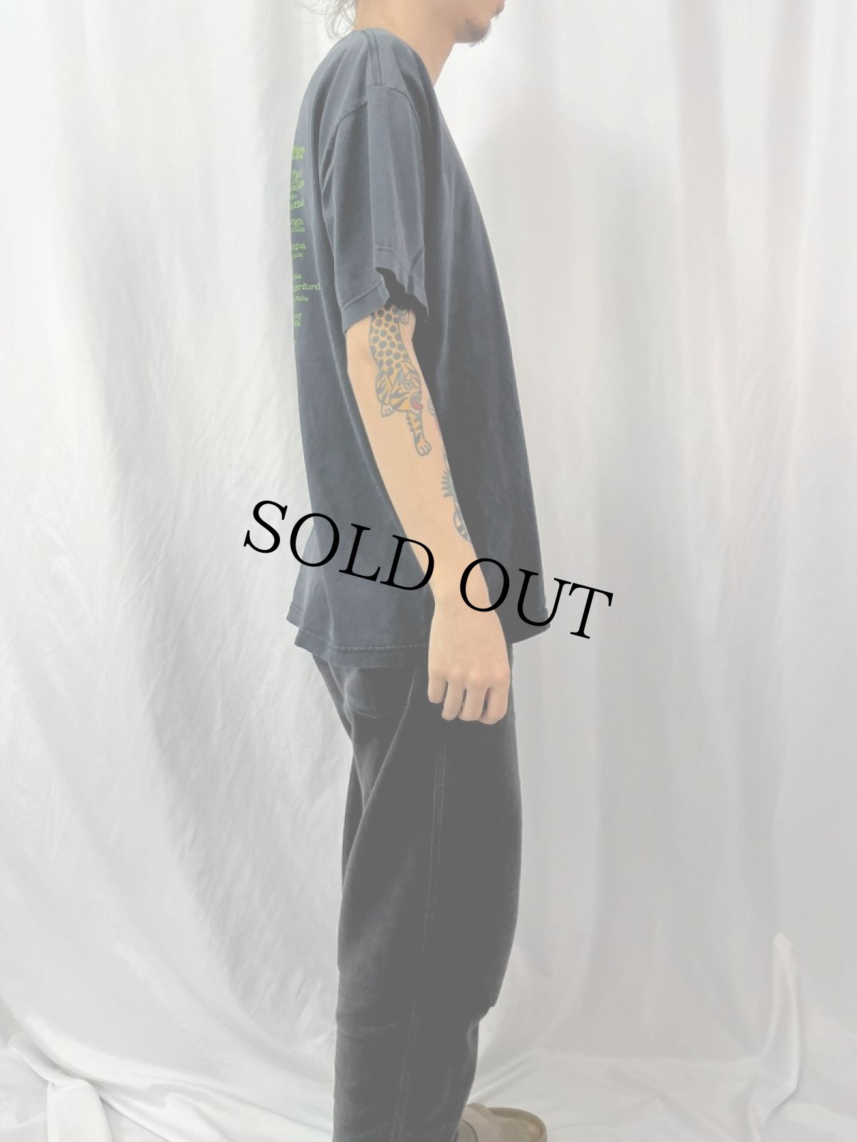 画像3: FALL OUT BOY "Black Clouds & Underdogs Tour" ロックバンドツアーTシャツ L (3)