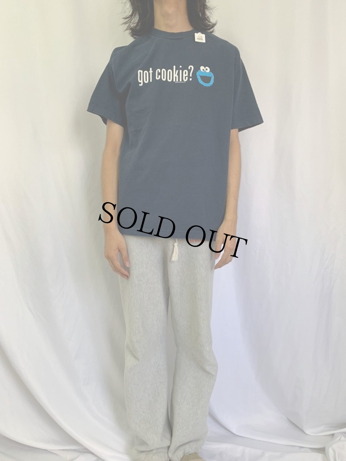 画像2: 2000's COOKIE MONSTER "got cookie?" キャラクターパロディプリントTシャツ L (2)