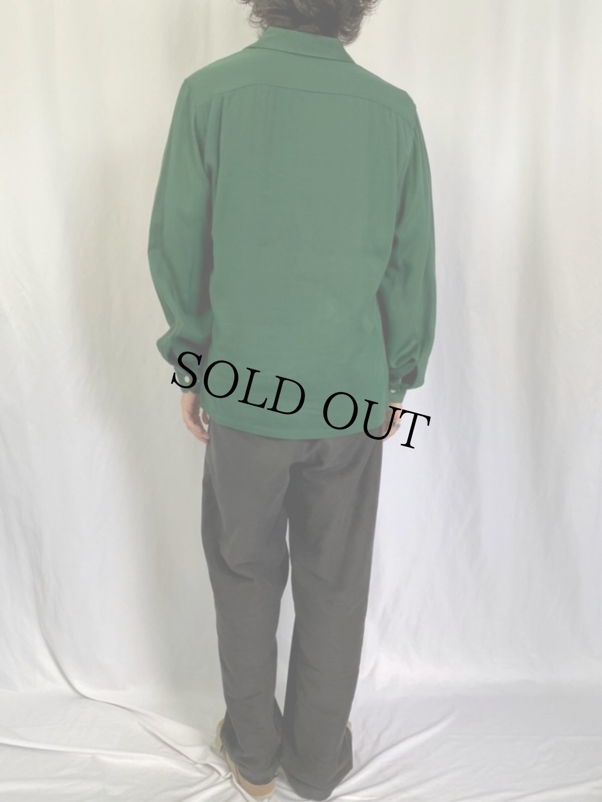 画像4: 50's McGREGOR USA製 レーヨンオープンカラーシャツ ML (4)