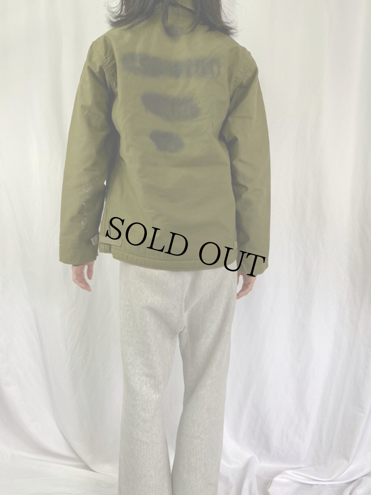 画像4: 70〜80's U.S.NAVY A-2 ステンシル入り デッキジャケット MEDIUM (4)