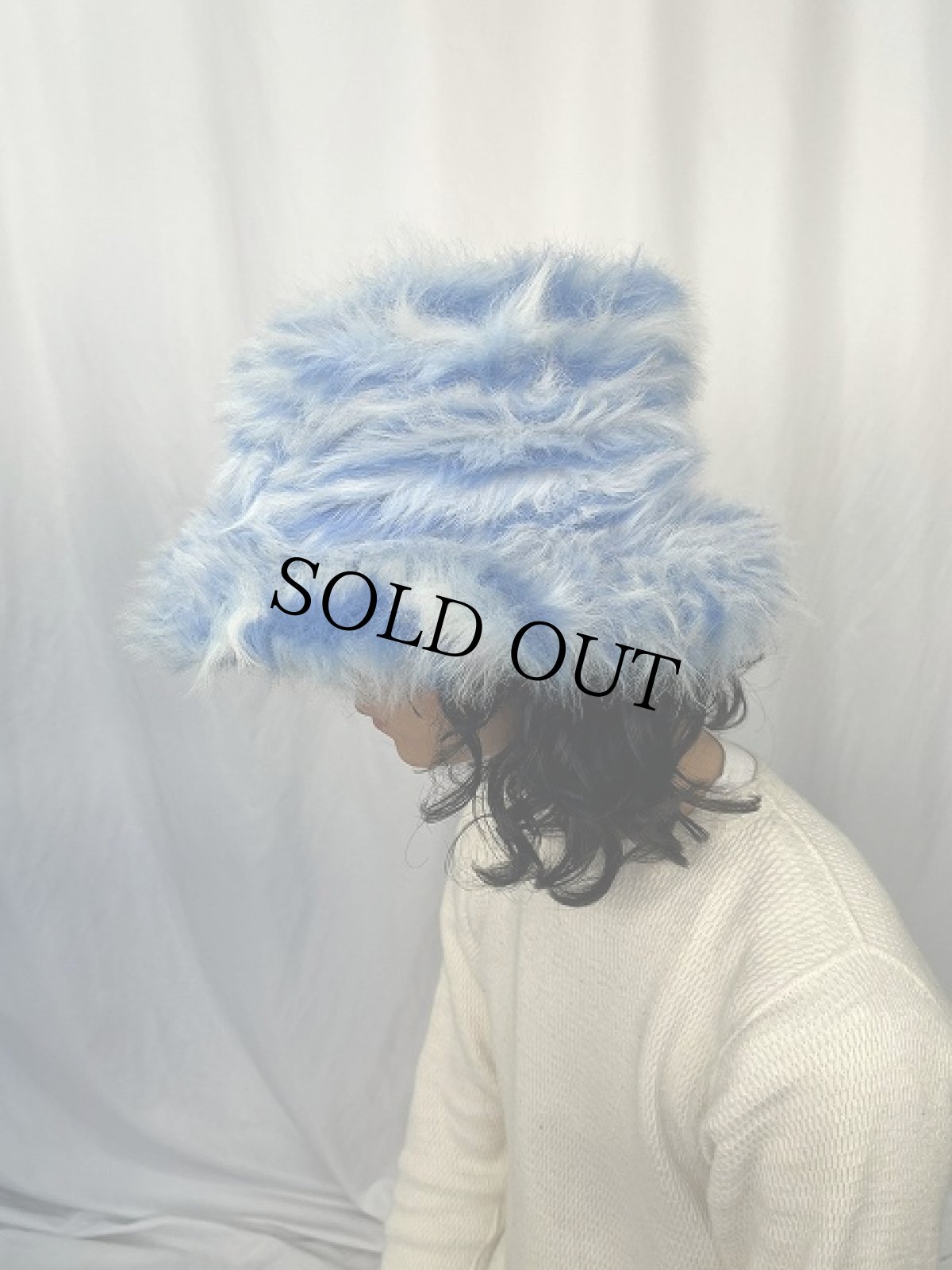 画像3: フェイクファー×ベロア バケットハット タグ付き未使用 (3)