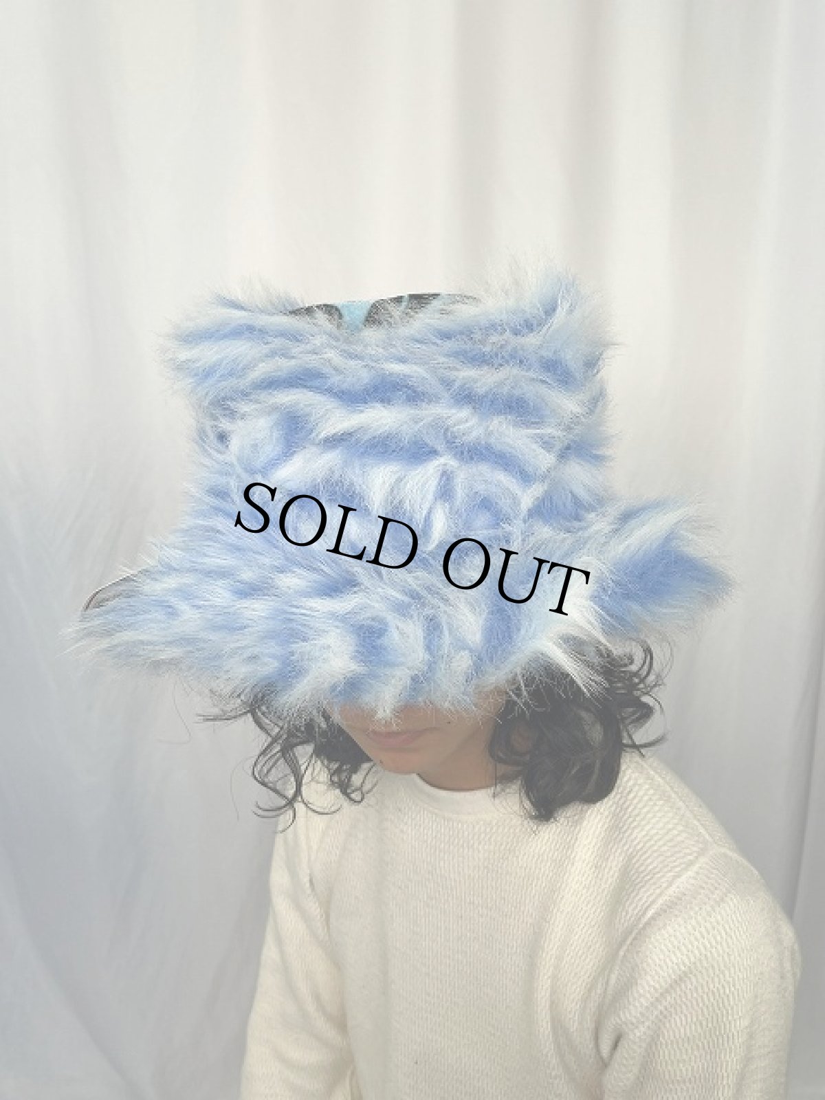 画像2: フェイクファー×ベロア バケットハット タグ付き未使用 (2)