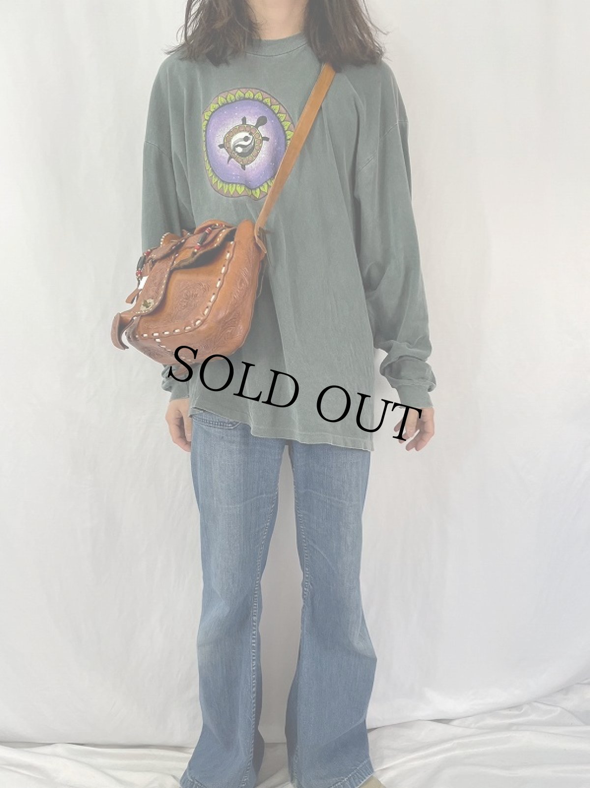 画像2: "ジョッキーサドル" デザイン型押しレザーショルダーバッグ (2)