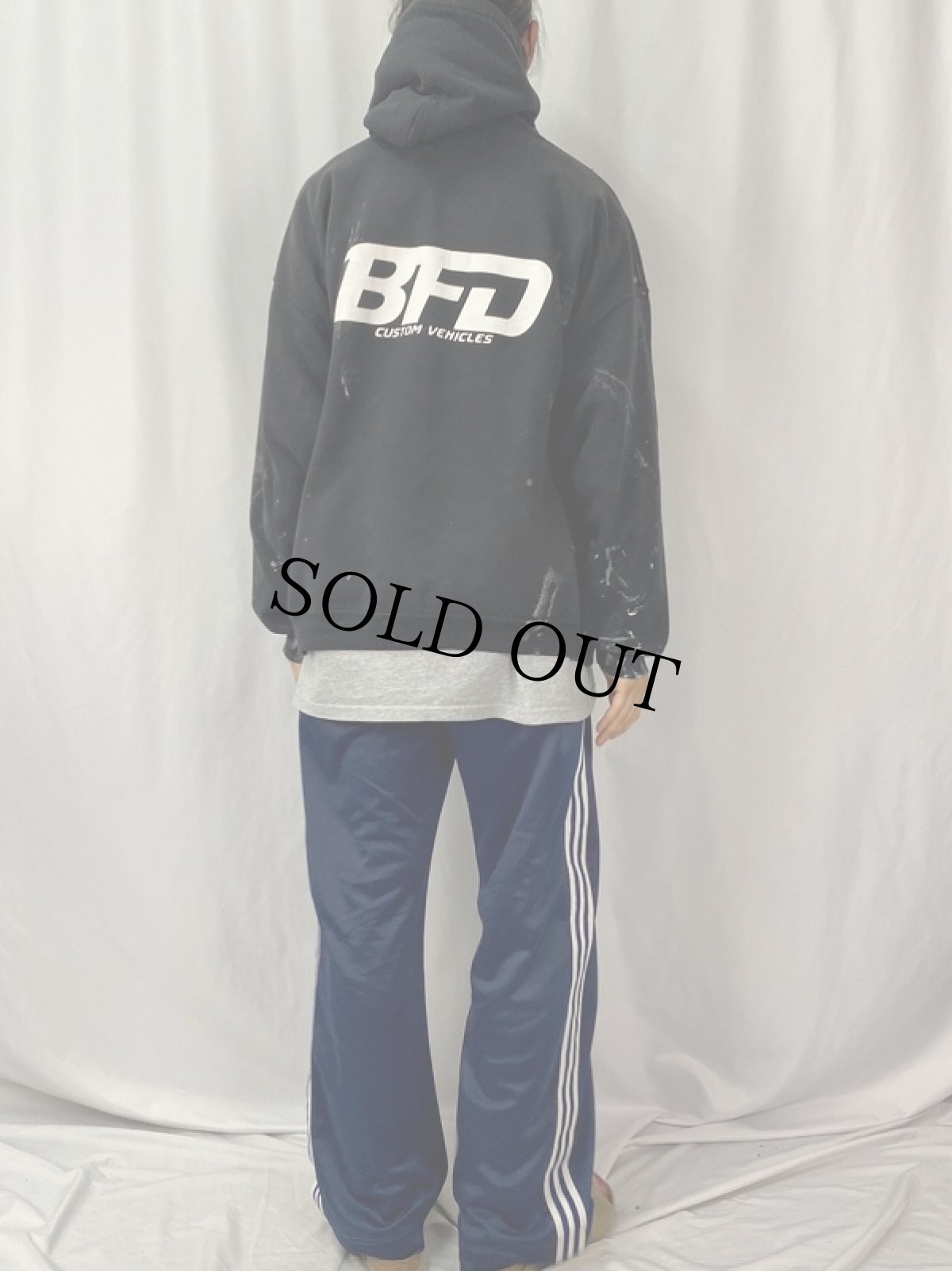 画像4: BFD CUSTOM VEHICLES ペンキペイント スウェットフーディー BLACK (4)