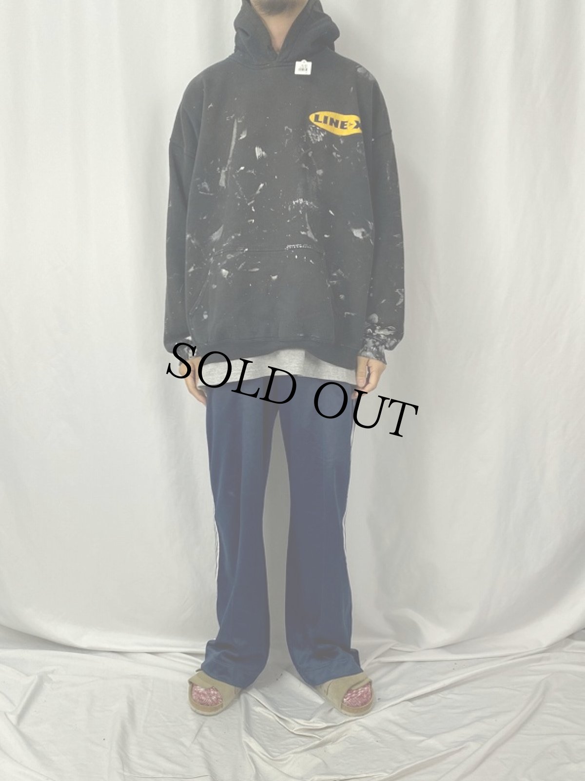 画像2: BFD CUSTOM VEHICLES ペンキペイント スウェットフーディー BLACK (2)