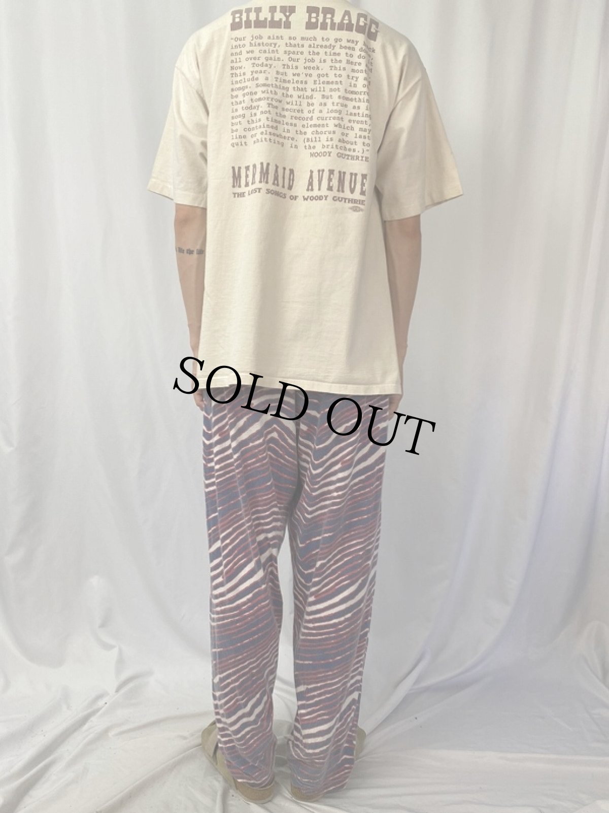 画像5: 90's Woody Guthrie USA製 "THIS MACHINE KILLS FASCISTS" ミュージシャンプリントTシャツ XL (5)