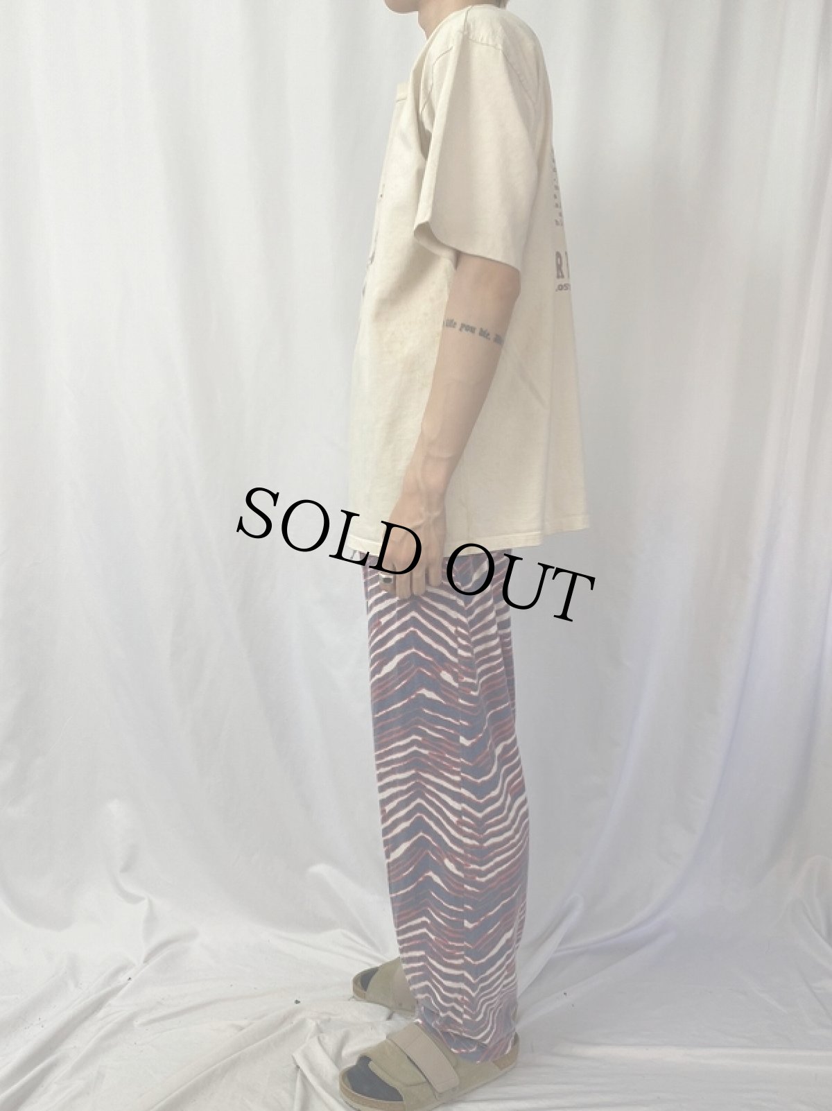 画像4: 90's Woody Guthrie USA製 "THIS MACHINE KILLS FASCISTS" ミュージシャンプリントTシャツ XL (4)