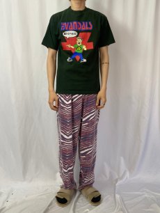 画像2: THE VANDALS パンク・ロック・バンドTシャツ M (2)