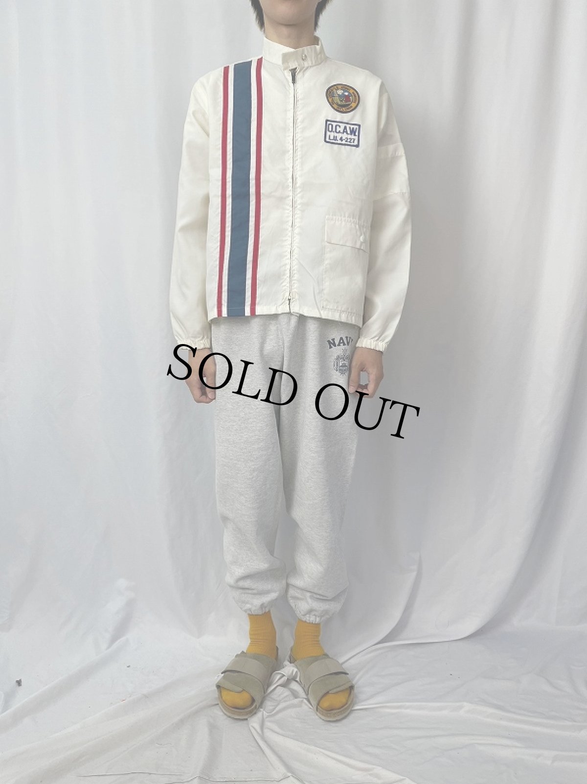 画像2: 70's Swingster USA製 パッチ付き ナイロンレーシングジャケット M (2)