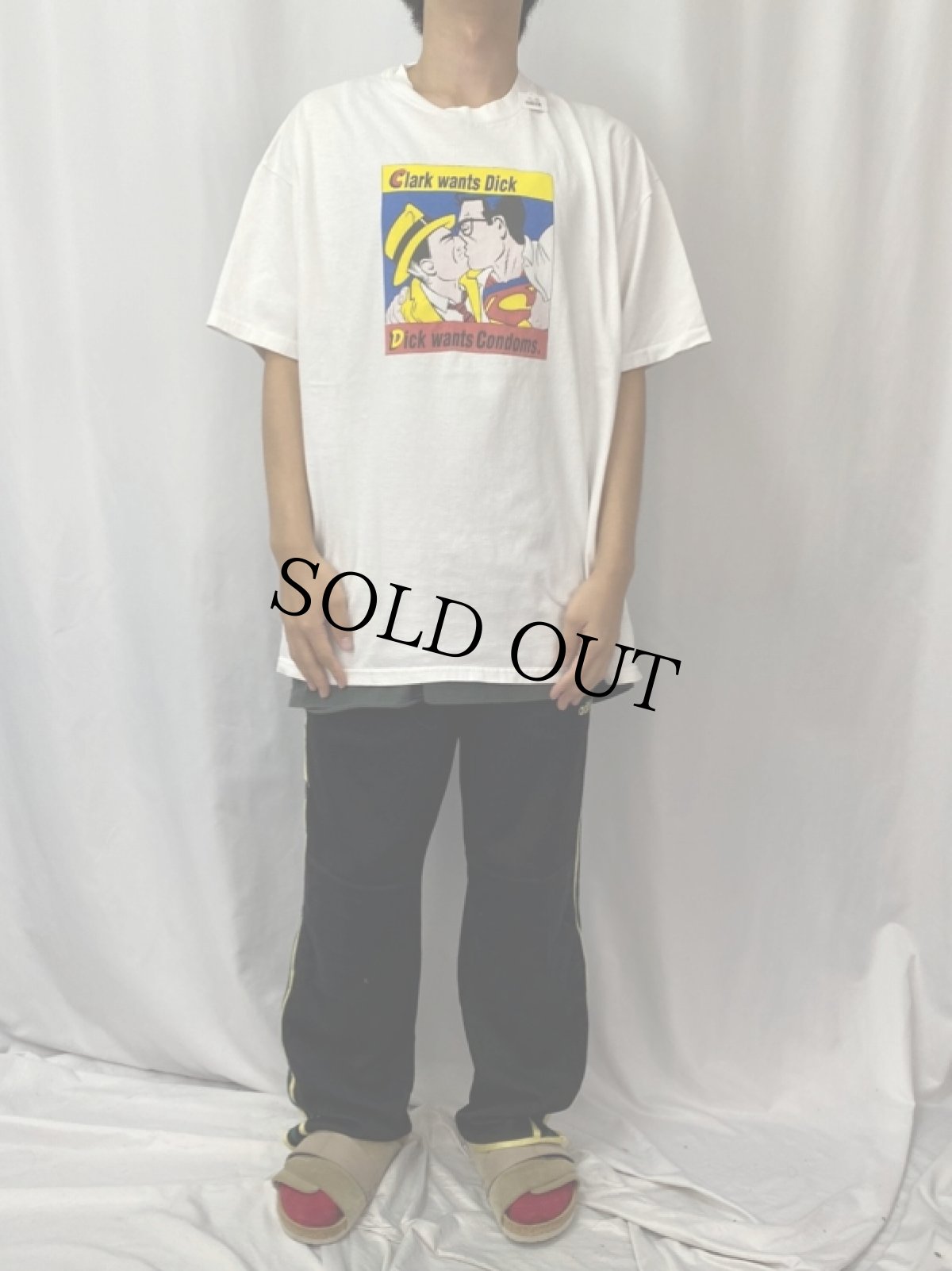 画像2: 90's Dick Tracy&Superman “Clark wants Dick Dick wants Condoms” ポップアートプリントTシャツ XL (2)
