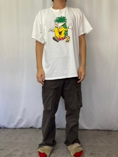 画像2: Dole USA製 "Hug a Pineapple" キャラクタープリントTシャツ XL (2)