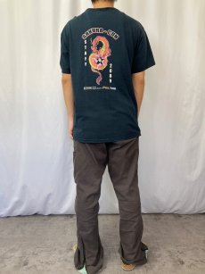 画像4: "SAKURA-CON" アニメコンペティション プリントTシャツ L (4)