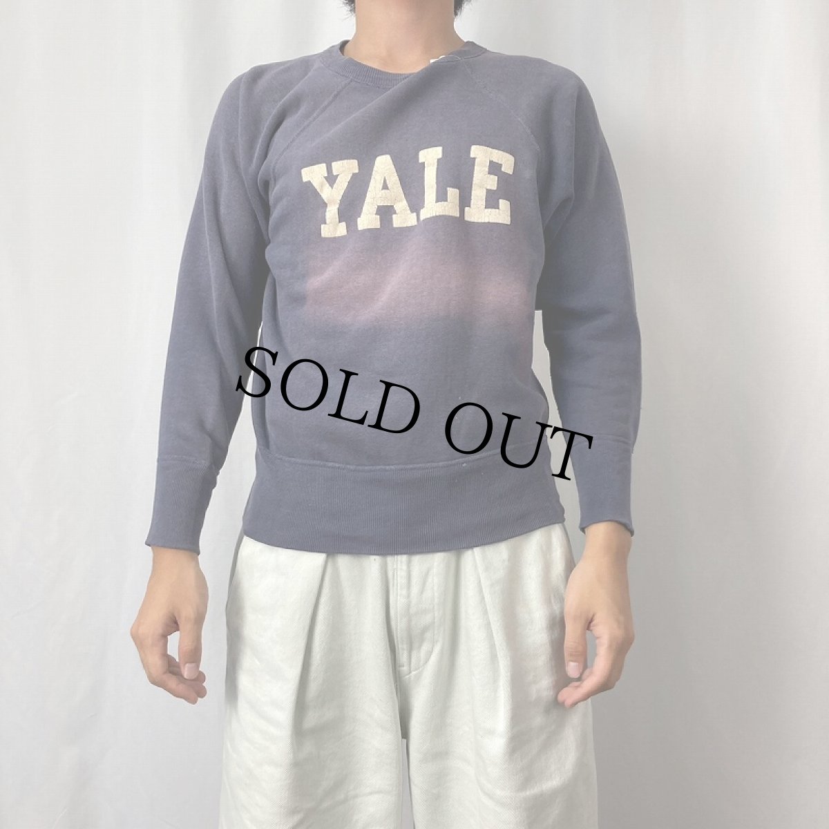 画像2: 50's Champion ランタグ USA製 "YALE" フロッキープリントラグランスウェット M (2)