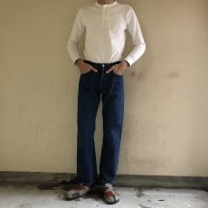 画像2: 60〜70's LEVI'S 501 BIGE デニムパンツ W29 (2)