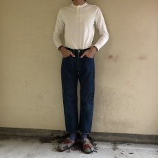 画像2: 60's LEVI'S 501 BIGE ブランクタブ デニムパンツ W29 (2)