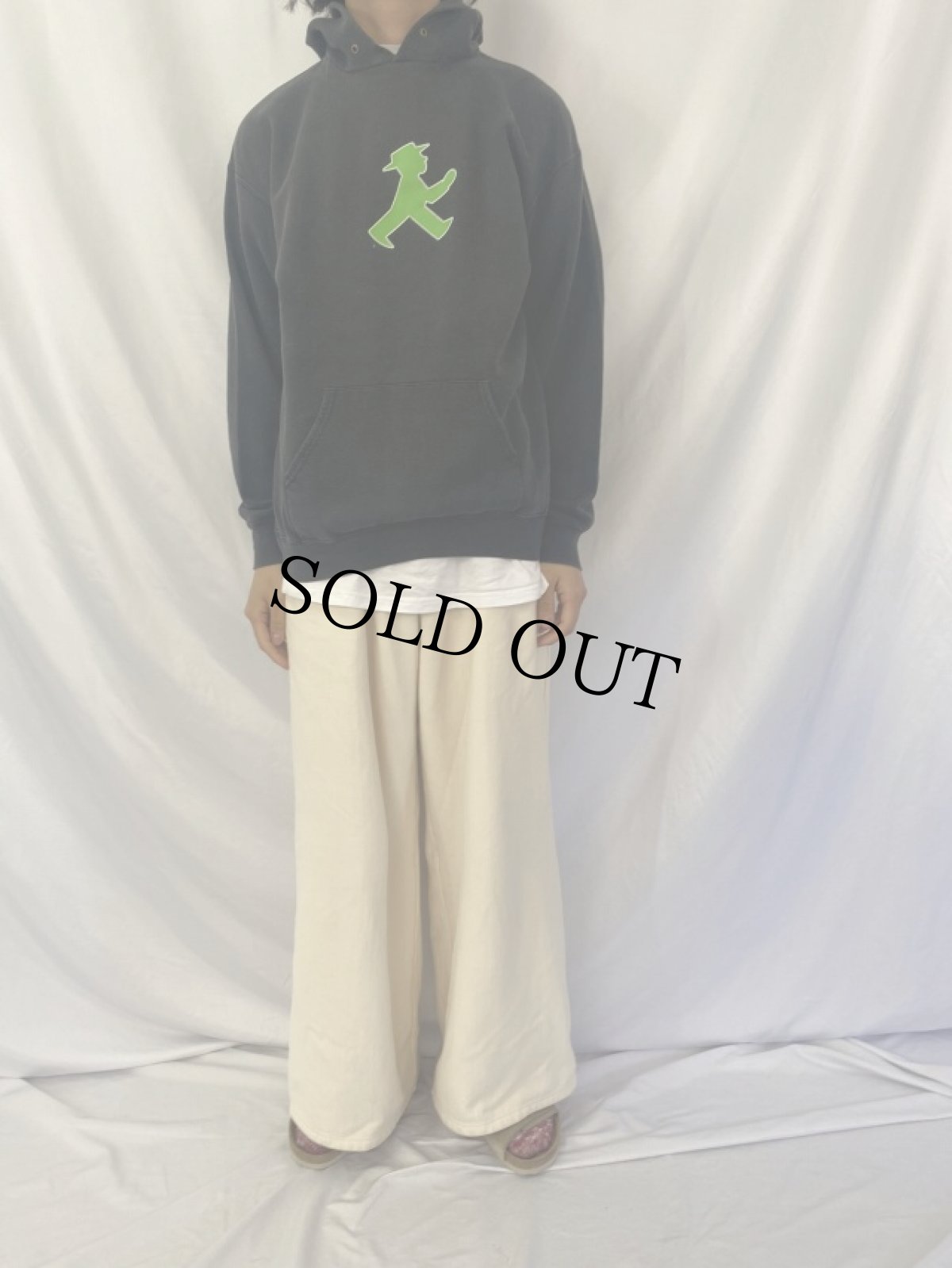 画像3: AMPELMANN ロゴプリントスウェットフーディー XL (3)