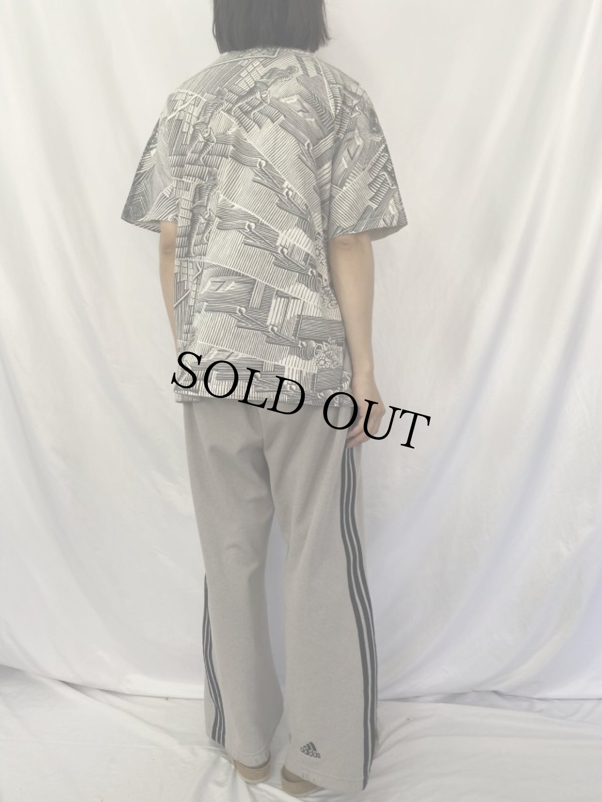 画像4: 90's M.C. Escher USA製 騙し絵アート 総柄プリントTシャツ XL (4)