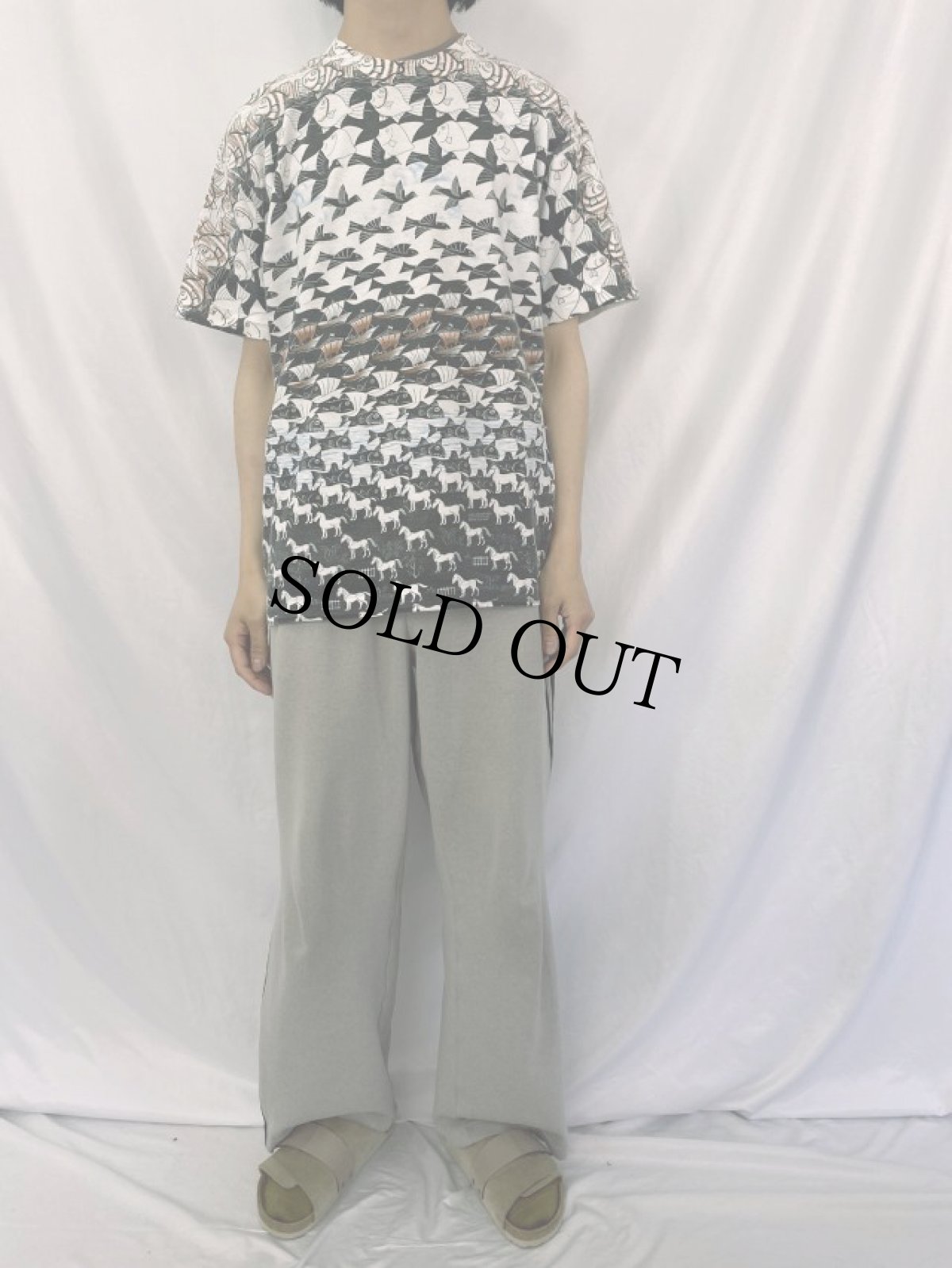 画像3: 90's M.C.Escher USA製 騙し絵アート 総柄プリントTシャツ L (3)