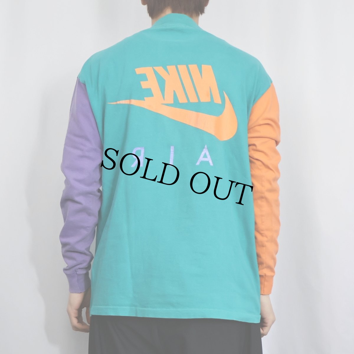 画像4: 90's NIKE 銀タグ USA製 ロゴプリント マルチカラーロンT M (4)