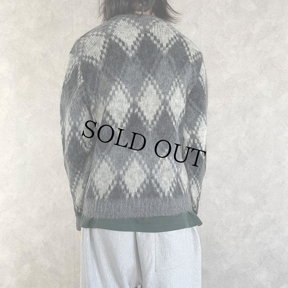 画像4: 60's PURITAN アーガイル柄 Vネックニットセーター M (4)