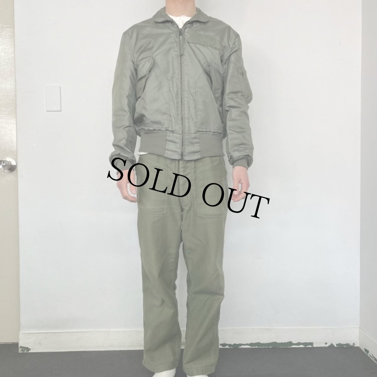 画像2: 90's U.S.AIR FORCE CWU-36/P Flight Jacket MEDIUM (2)