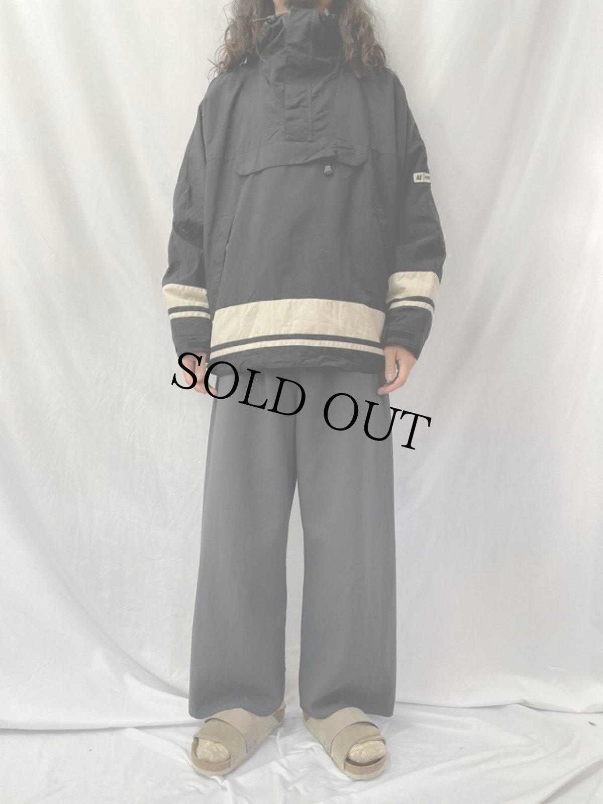 画像2: AMERICAN EAGLE ボーダー柄 ナイロンアノラックパーカー L (2)