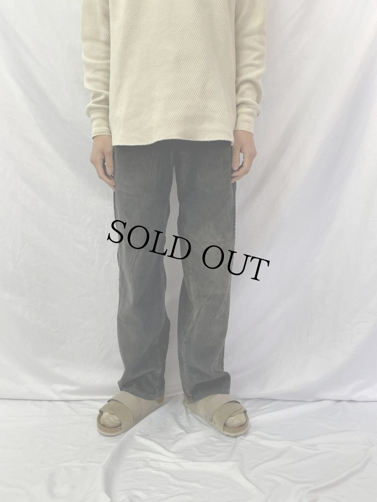 画像2: 90's〜 Levi's SILVER TAB "BAGGY" コーデュロイパンツ W33 (2)