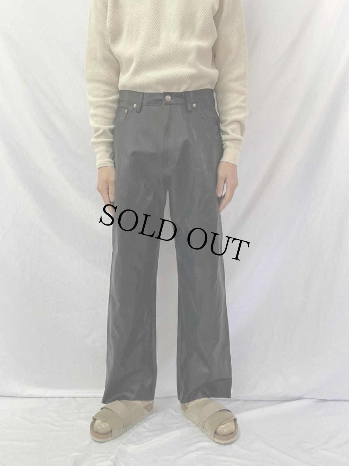 画像2: フェイクレザーパンツ W33 (2)