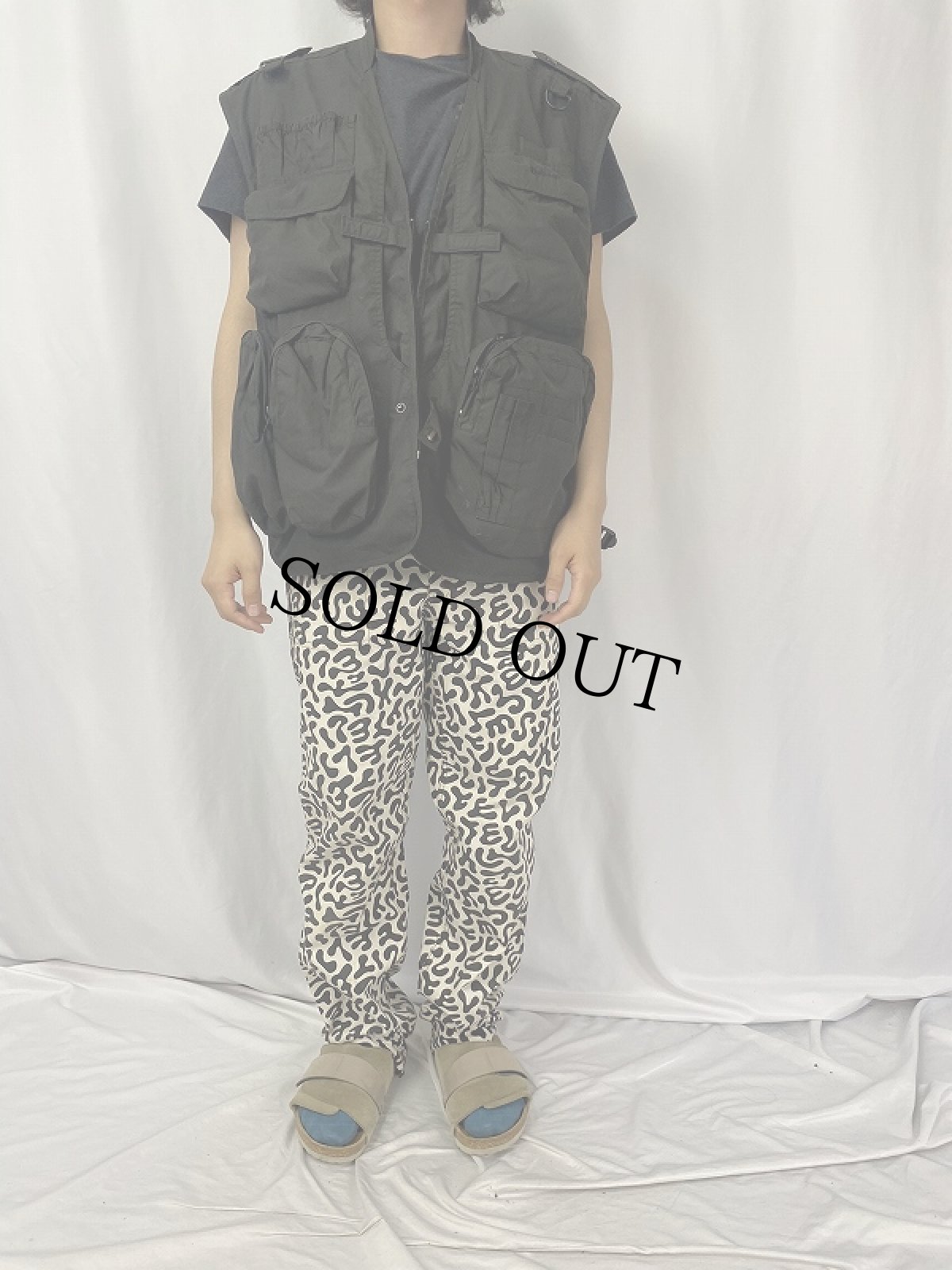 画像2: UNIVERS ハンティングベスト BLACK 52 (2)