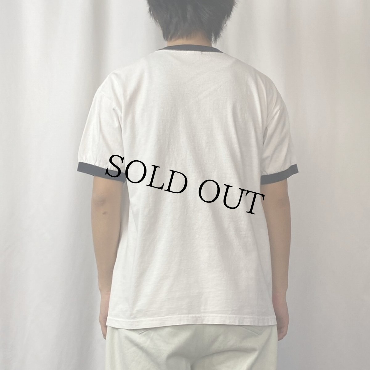 画像3: 2000's キャラクターパロディプリントリンガーTシャツ M (3)